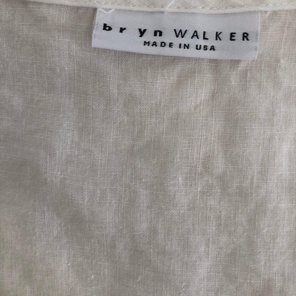 bryn Walker  V-Neck Linen Tunic with Front Kangaroo Pocket - Picture 5 of 10